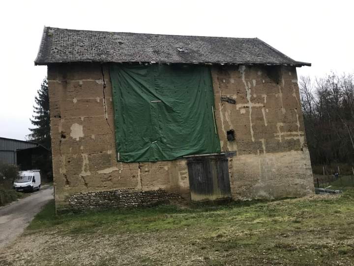Façade Pisé avant